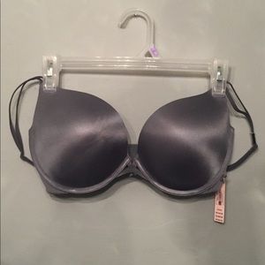 NTW Victoria’s Secret bra